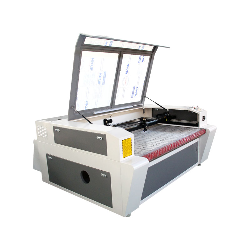 1600*1000 Automatic Apparel In - Industrial Laser Fabric Cutting Machine recension och pris